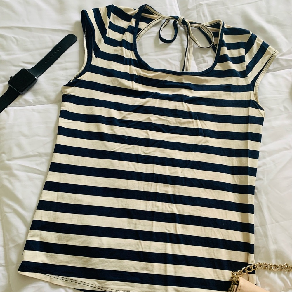 Forever 21 striped cute top